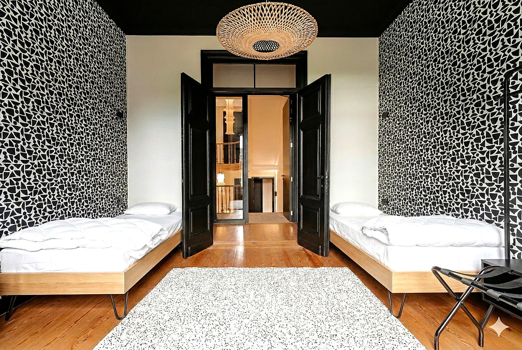 Chambre 5 — Chambre partagée à deux, entre femmes