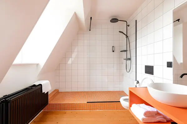 Chambre 6 — Salle de bain