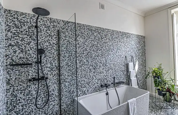 Chambre 4 — Salle de bain